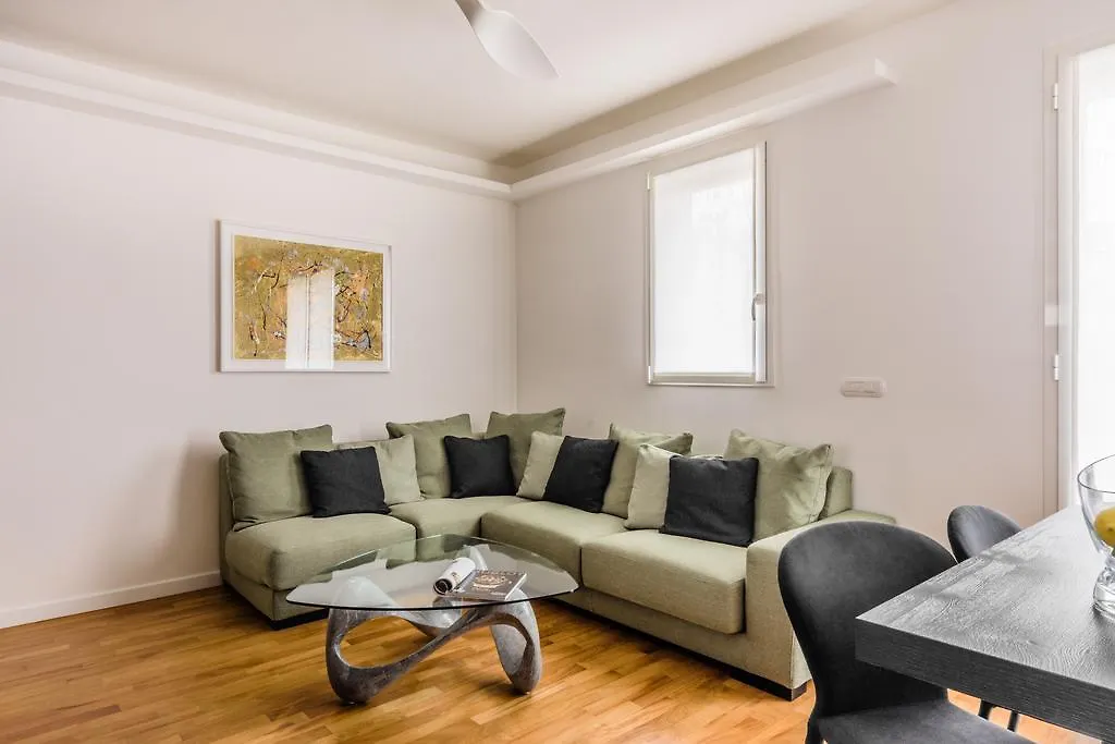 Apartmán Hotel Casa Rebecca In Arco Della Pace Milán